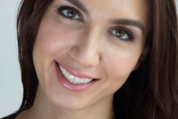 Dr Larisa Corda