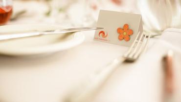 Wedding place card with the Endometriosis UK logo